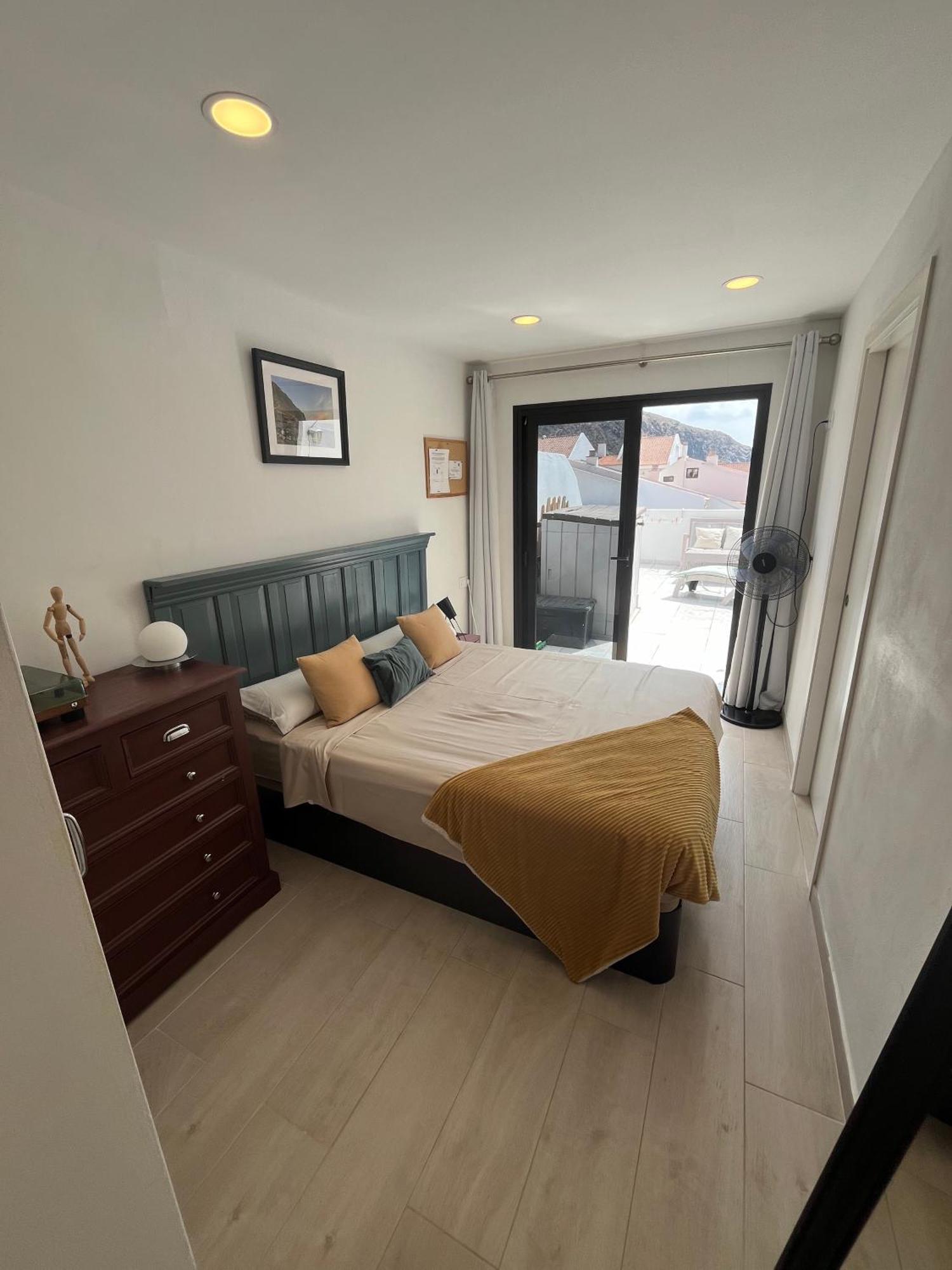 Appartement Sea View Penthouse With Large Terrace à Los Cristianos  Extérieur photo
