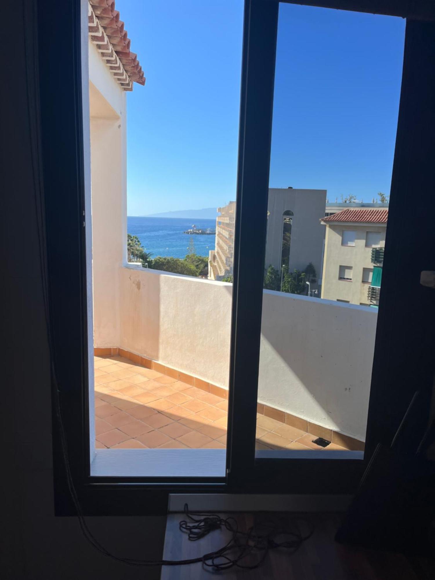Appartement Sea View Penthouse With Large Terrace à Los Cristianos  Extérieur photo