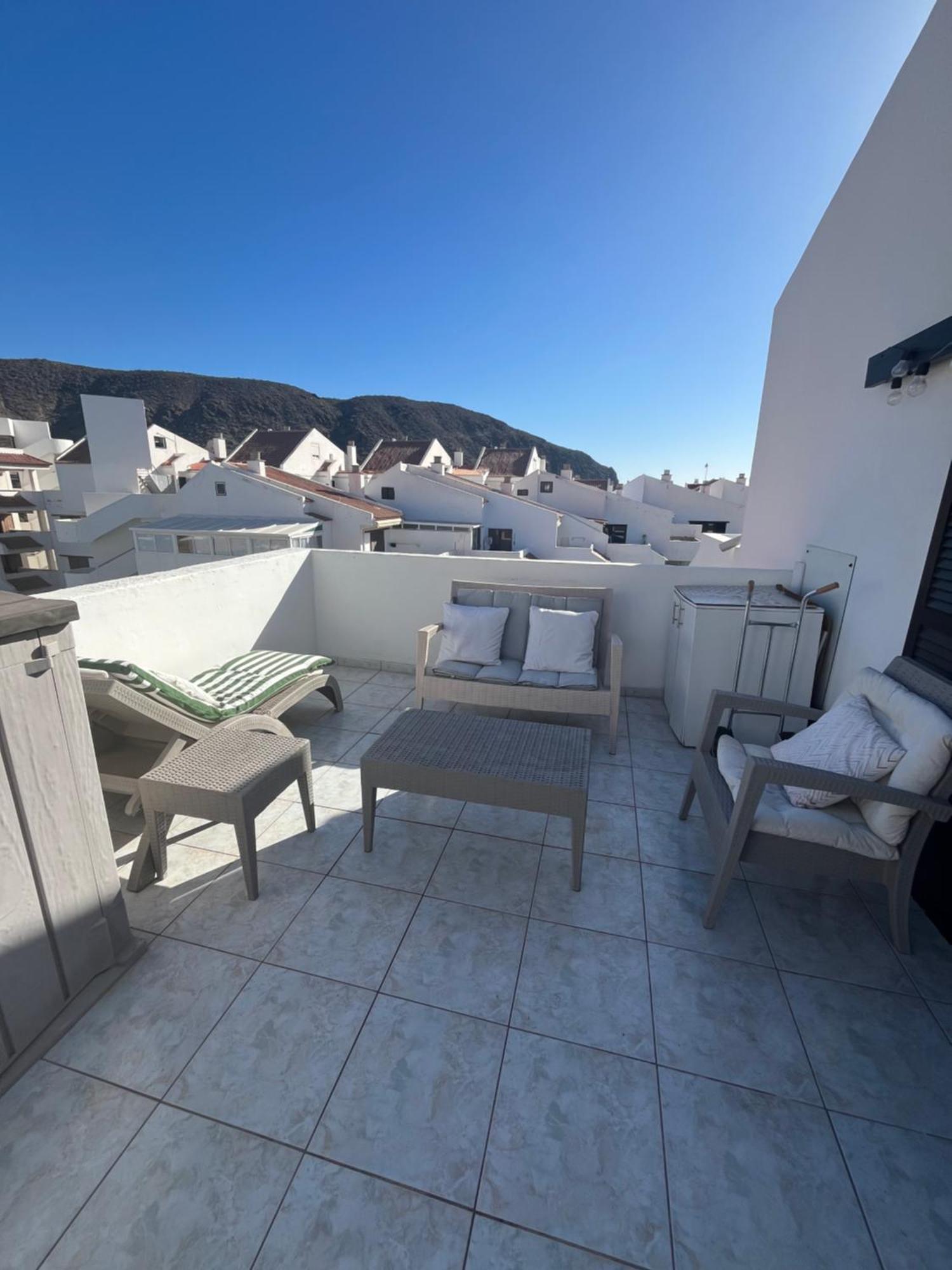 Appartement Sea View Penthouse With Large Terrace à Los Cristianos  Extérieur photo